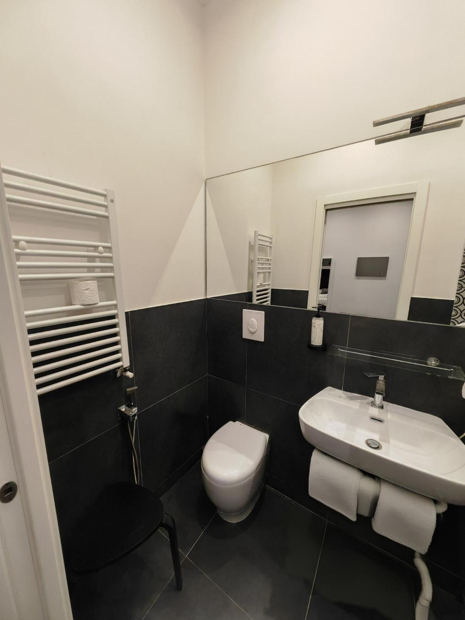 Art Street Hotel Napoli Ngoại thất bức ảnh